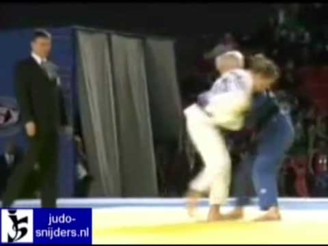 Judo 2009 Tbilisi: Ribout (FRA) - Ben Melech (ISR) [-57kg].