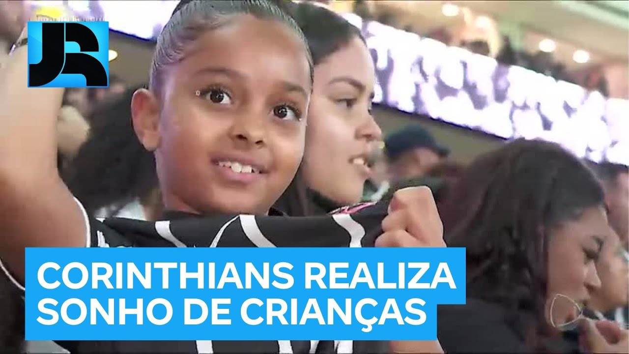 Ação do Corinthians realiza o sonho de dezenas de crianças de assistirem a um jogo no estádio