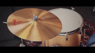 Video thumbnail for Paiste 2002 18" Crash Cymbal by Peter Lewis