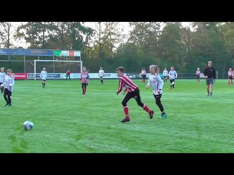 MVV '27 JO13-2 vs KMD JO13-3, 3-11-2018, 1e helft