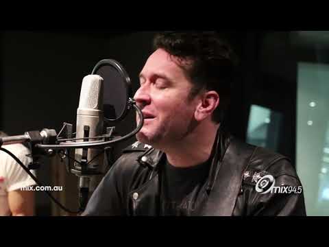 Kav Temperley And Matt Rock Out Some Tom Petty | mix94.5