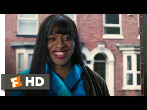 Kinky Boots (6/12) Movie CLIP - Lola Out of London (2005) HD