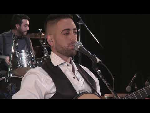 Los Legales en Vivo T.V.M.C - De un amor prohibido