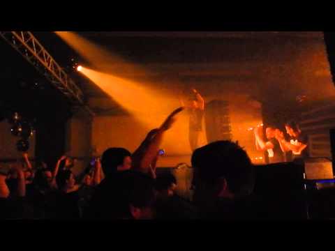 Hardstyle Mafia Playing: 'Follow Me Ft Yuna-X (Loudness Intro Edit)' @ Loudness (07-03-15)