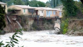 preview picture of video 'Inondation Var La Nartuby 6 novembre 2011'