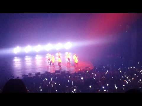 BTS Wings tour [ FANCAM ] Am I Wrong