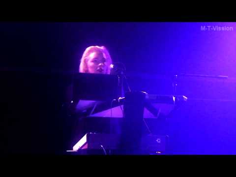 EMIKA - Dr.Strangelover [The Premiere of a New Song] (Live in Moscow 25.09.13.)