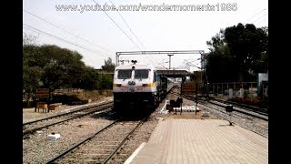 preview picture of video 'Dual Cab EMD WDP4D 40121 Accelerates with Palnadu Superfast Express.'