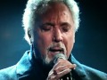 Tom Jones "What Good Am I" Live 2010
