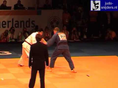 Judo 2009 Rotterdam: Shundzikau (BLR) -  Kim (KOR) [-81kg].