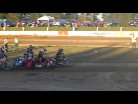 Moore Park Speedway New Zealand 200cc solo final. Remembrance Champs 22 March 2014