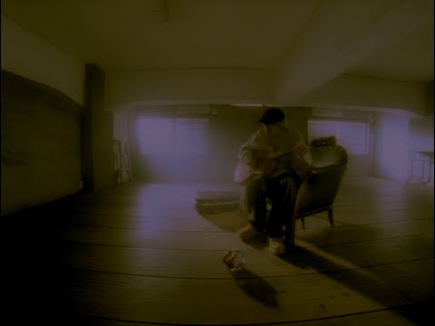 静かな日々の階段を (映画『バトル・ロワイアル』主題歌) （歌：Dragon