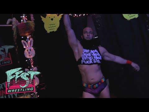 Jamie Senegal shows Jonny Vandal's new look at Hardcore Hunt