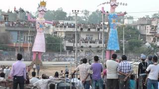preview picture of video 'Inde 2010 : Jammu - Dussehra'