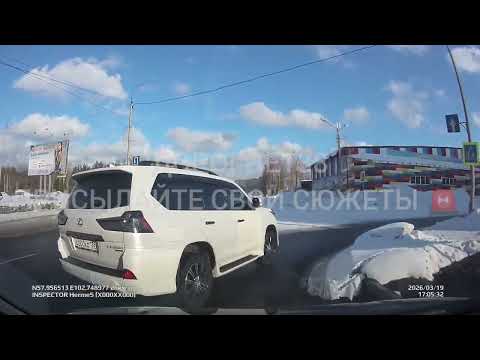 #АвтоХамы #ездуныуи  ну тут уж в комплектации наверное манера заложенно🤣 Усть-Илимск