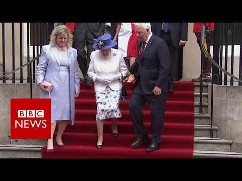 Canada official in protocol breach with Queen- BBC News