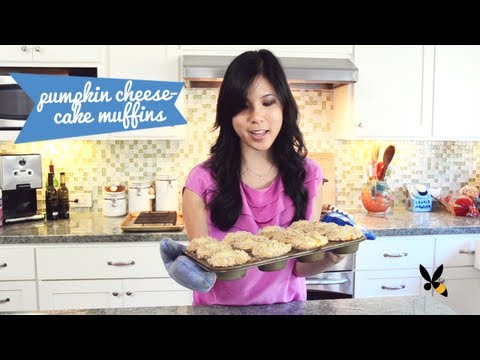 download lagu mp3 mp4 Pumpkin Cream Cheese Muffins With Streusel Topping, download lagu Pumpkin Cream Cheese Muffins With Streusel Topping gratis, unduh video klip Pumpkin Cream Cheese Muffins With Streusel Topping