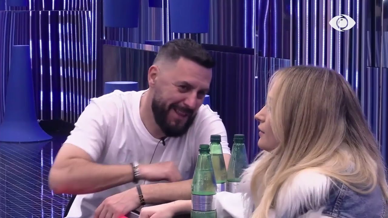 “Buzët e bëra…”/ Miri ‘ngacmon’ Selin gjatë lojës së rezistencës