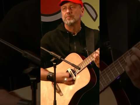 „Psychobójca” M.Lubomski i #gitara ​⁠​⁠@PSLEDZ #livemusic #sologuitar #acousticguitar