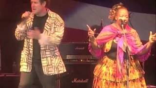 Giyani - Johnny Clegg Live at Mae Sai
