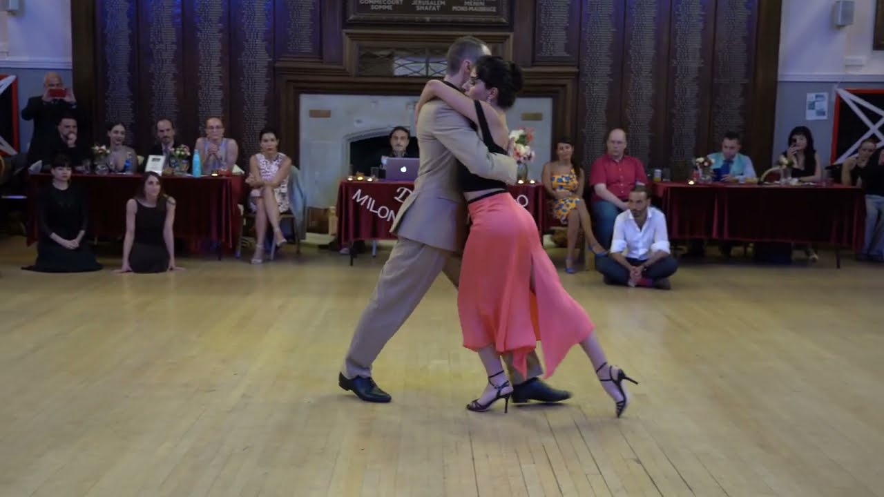 Lorena Tarantino y Gianpiero Galdi - 1/5 - La Revancha (Anibal Troilo) | Milonga Nacimiento