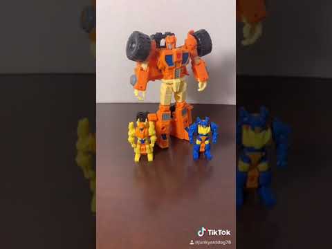 Transformers Generations Scoop with Holepunch and Caliburst Transformation