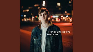 Musik-Video-Miniaturansicht zu Small Steps Songtext von Tom Gregory