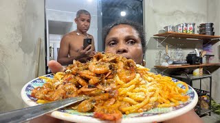 O PRATO HOJE TÁ UMA DELÍCIA 🤤 COMIDA BOA AQUI NA ROÇA | CAMARÃO FEIJÃO MACARRÃO FRANGO QUEIMADO 😋
