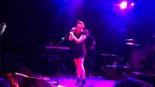 Natalie Maines sings "Lover You Should've Come Over" at the El Rey