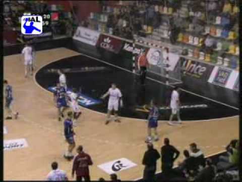 BM. Ciudad Real 24 - Reale Ademar 20