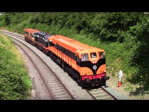 Ultra rare!! - Retro liveried 071 with RPSI 141 class loco's No, B141 & 175 @ Glasnevin