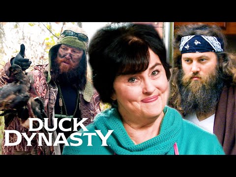 Miss Kay's NEW Traditions Shock Everyone (Season 3) | Duck Dynasty