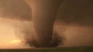 preview picture of video 'EXTREME UP-CLOSE TORNADO, MOST BEAUTIFUL TORNADO EVER'