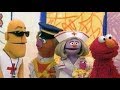 Elmos World Helping