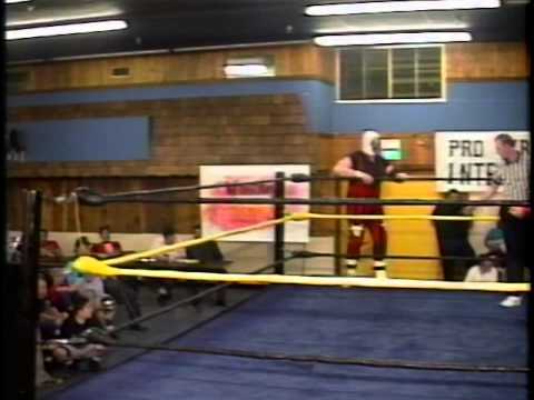 Gentleman Johnnie Walker Vs Bad Medicine Brooks (PWI TV)