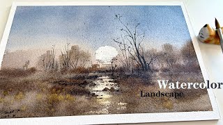 The tranquil moonlight gently sprinkles on the swamp