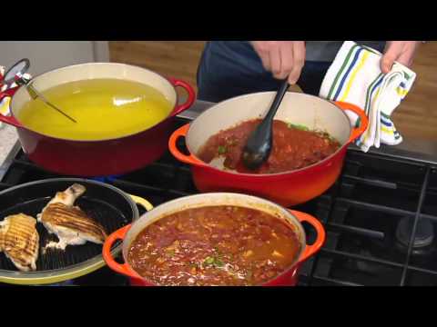 download lagu mp3 mp4 Le Creuset Oval Vs Round, download lagu Le Creuset Oval Vs Round gratis, unduh video klip Le Creuset Oval Vs Round