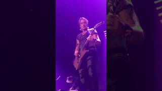11/6/16 - Keith Urban - Boy Gets a Truck - Amsoil Arena Duluth, MN