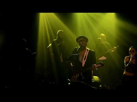 L3ON - Puede Que No, Puede Que Sí, ft. Max Chinasky, en vivo en Bajo Circuito, 02/03/2022