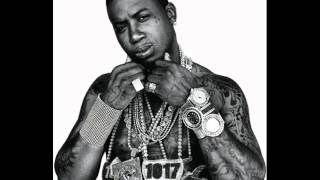 Gucci Mane - Hold Up Feat  Rich Homie Quan & PeeWee Longway