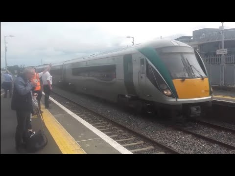 ICR 22000 Train passes Sallins/Naas for Cork