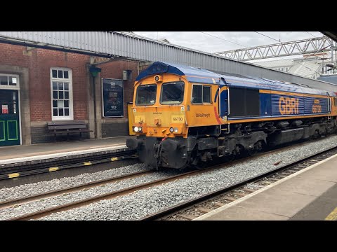 GBRf 66752 and DRS 66305+68016 pass Nuneaton 16/10/2021
