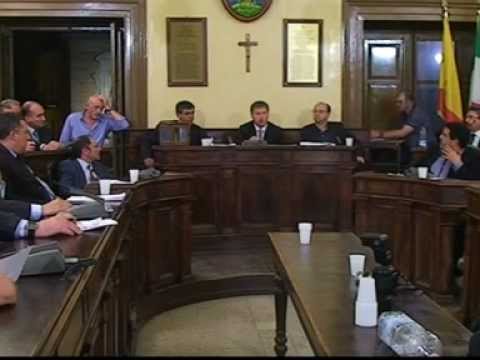 CONSIGLIO COMUNALE DI CASTELVETRANO 11-06-12.mpg