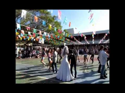 Festa Junina 2011 - Categoria 1 - Eu Me Remexo Muito