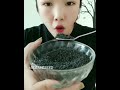 EP 69 SESAME SEED EATING