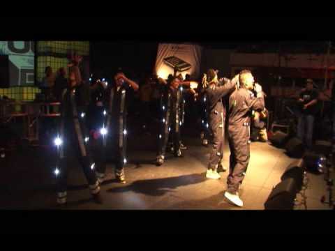 JOWELL & RANDY YELLOW PASS 09