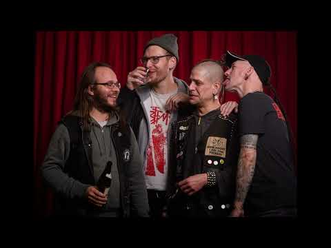 Alarmsignal feat  Mel Marker Kompass und Chauffeur