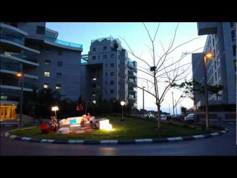 The making of the Domus Cover