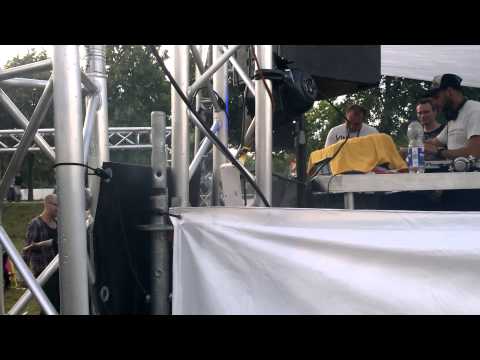 Ruhr in Love 2014 Oberhausen Olgapark - Floor LOCA.71 - Lino Escoba