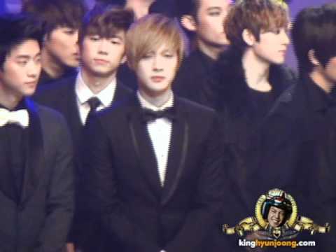 111230 KIM HYUN JOONG fancam - KBS AWARDS (Opening)